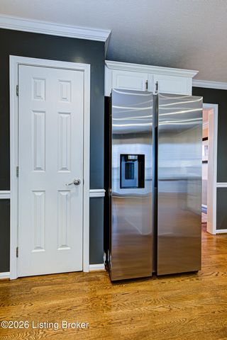 4604 Steep Ridge Ct, Louisville, KY 40299