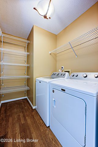 4604 Steep Ridge Ct, Louisville, KY 40299