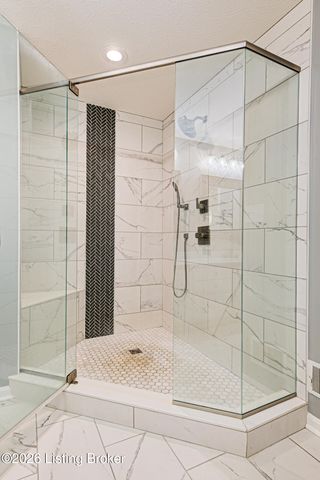 4604 Steep Ridge Ct, Louisville, KY 40299