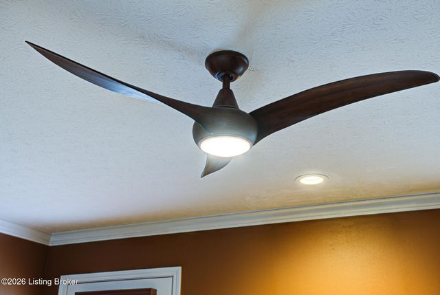 4604 Steep Ridge Ct, Louisville, KY 40299