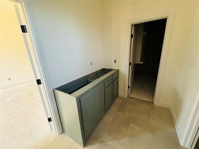 9301 Eliana Drive, Guthrie, OK 73044