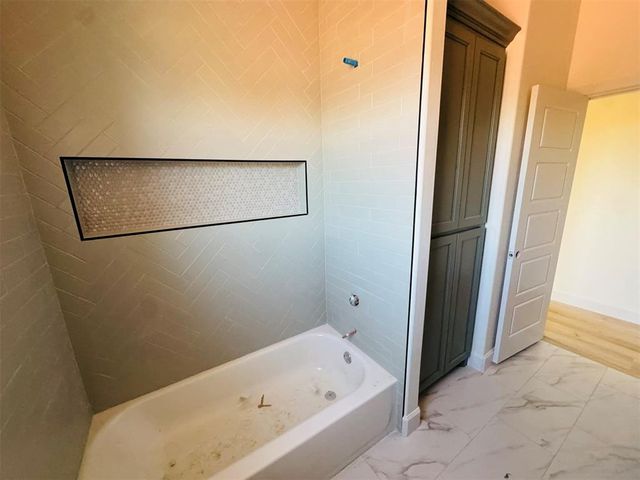 9301 Eliana Drive, Guthrie, OK 73044