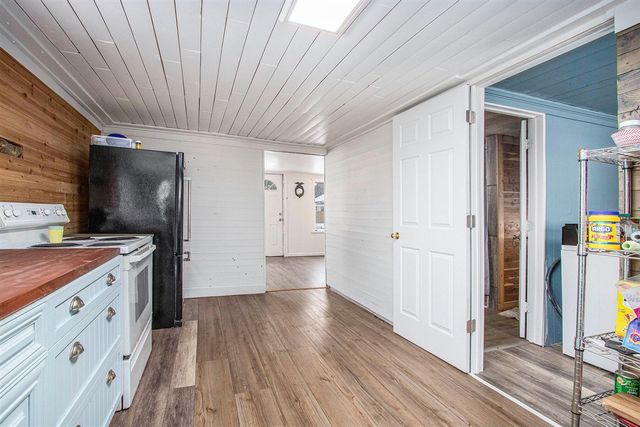 389 Parker Avenue, Benton Harbor, MI 49022