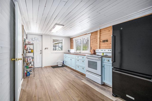 389 Parker Avenue, Benton Harbor, MI 49022