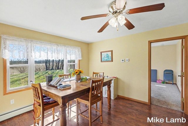 822 W 60th Street, Garfield Twp, MI 49337