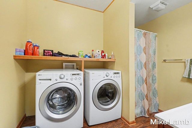 822 W 60th Street, Garfield Twp, MI 49337