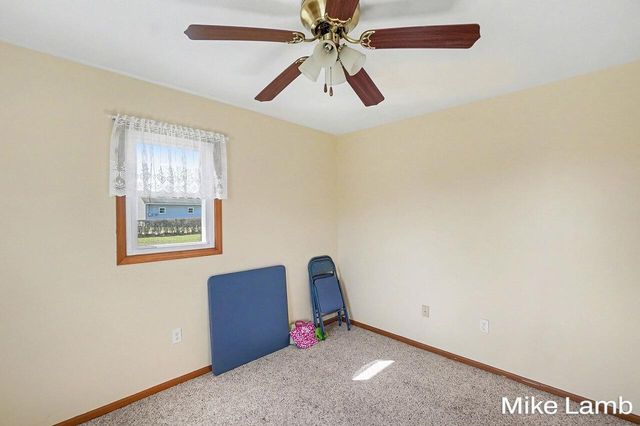 822 W 60th Street, Garfield Twp, MI 49337