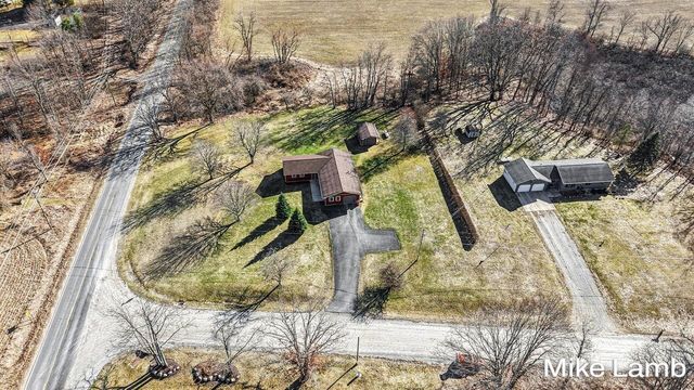 822 W 60th Street, Garfield Twp, MI 49337