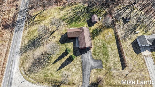 822 W 60th Street, Garfield Twp, MI 49337