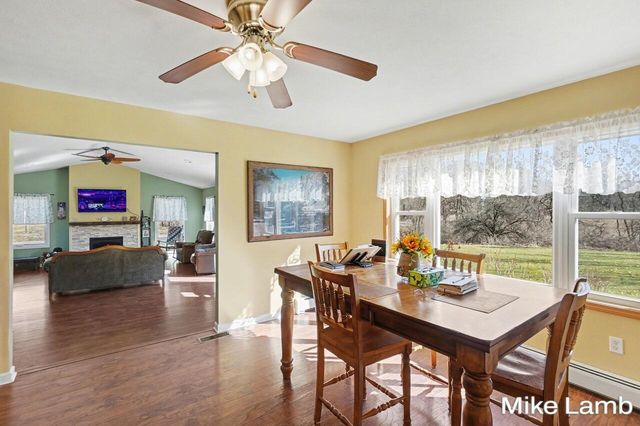 822 W 60th Street, Garfield Twp, MI 49337