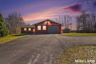 822 W 60th Street, Garfield Twp, MI 49337