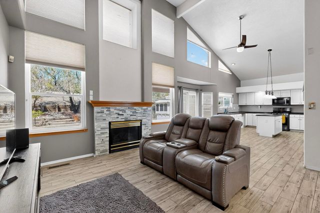 10339 Durham, Albuquerque, NM 87114