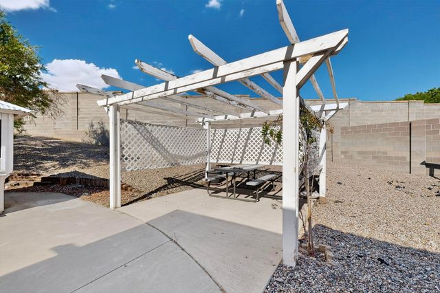 10339 Durham, Albuquerque, NM 87114