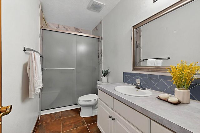 10339 Durham, Albuquerque, NM 87114