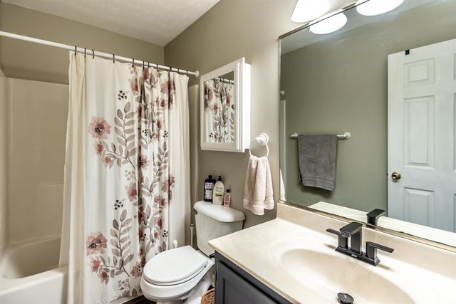 781 Oleander Court, Lebanon, OH 45036