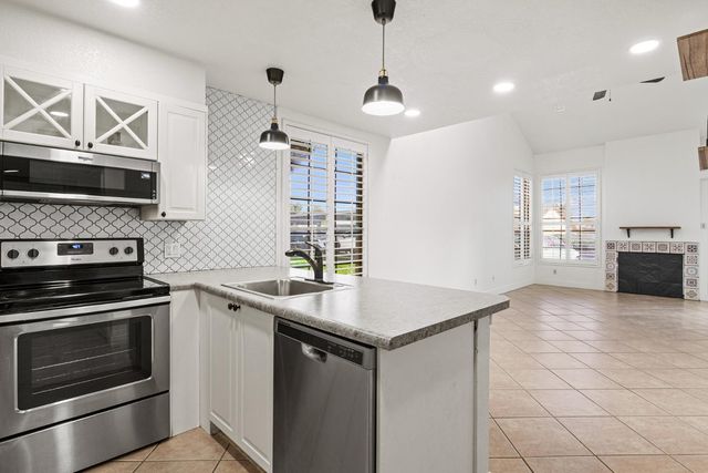 1717 E Union Hills Drive 1035, Phoenix, AZ 85024
