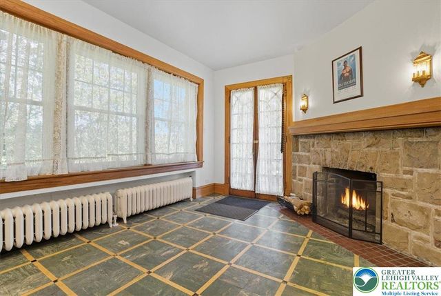 8 Lentz Avenue, Lehighton Boro, PA 18235