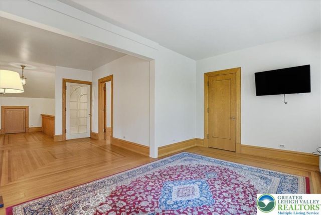 8 Lentz Avenue, Lehighton Boro, PA 18235