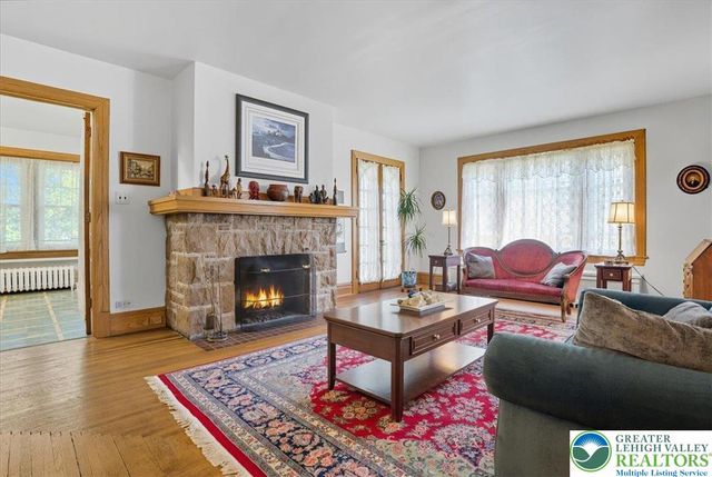 8 Lentz Avenue, Lehighton Boro, PA 18235