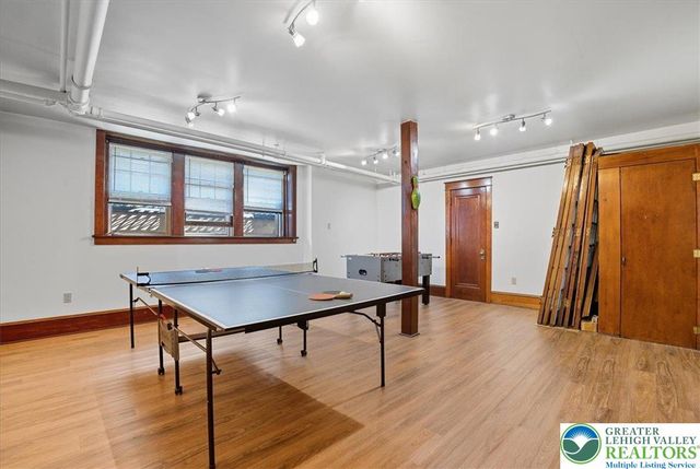 8 Lentz Avenue, Lehighton Boro, PA 18235
