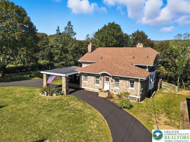 8 Lentz Avenue, Lehighton Boro, PA 18235