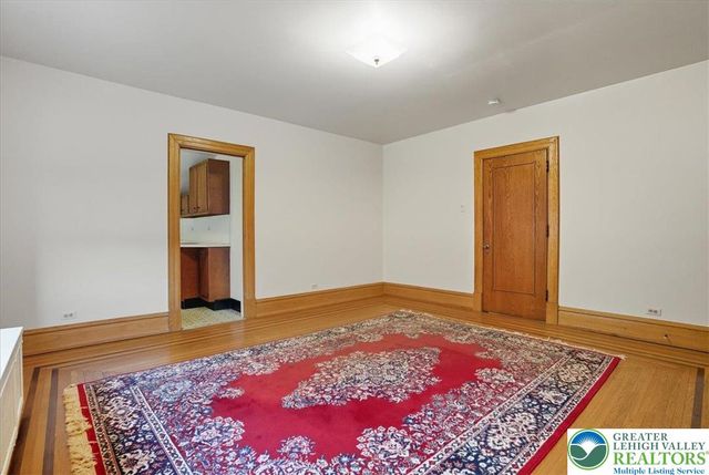 8 Lentz Avenue, Lehighton Boro, PA 18235