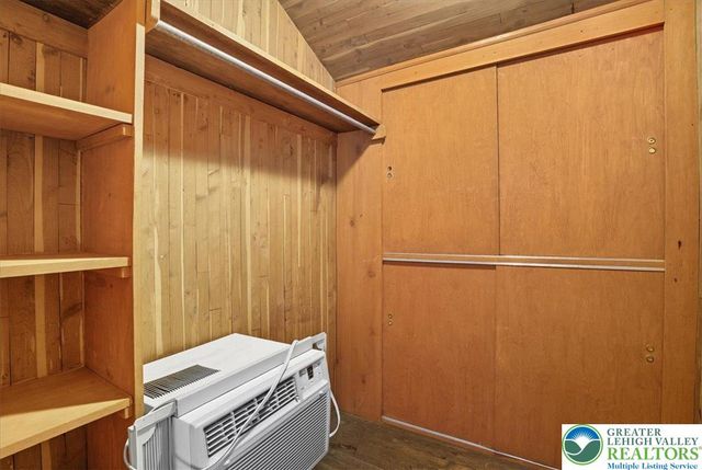 8 Lentz Avenue, Lehighton Boro, PA 18235