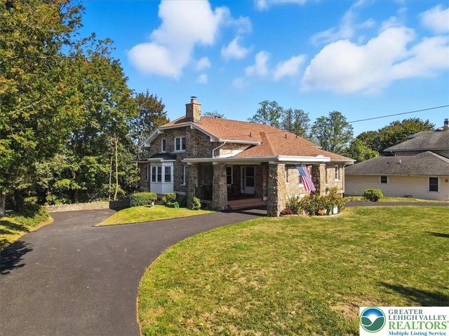 8 Lentz Avenue, Lehighton Boro, PA 18235