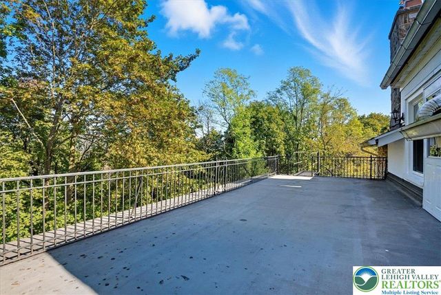 8 Lentz Avenue, Lehighton Boro, PA 18235