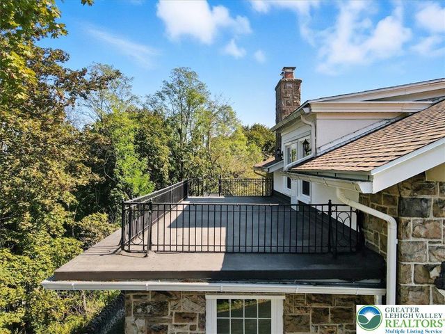 8 Lentz Avenue, Lehighton Boro, PA 18235