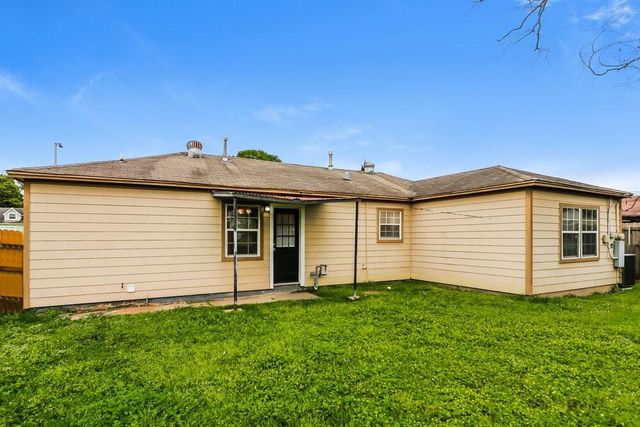 1202 Trimm Avenue, Pasadena, TX 77502