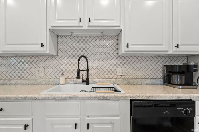 7339 Bellwood Drive, Fort Wayne, IN 46815
