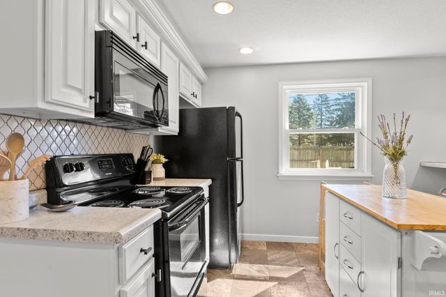 7339 Bellwood Drive, Fort Wayne, IN 46815