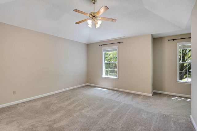 1447 HOWLING DR, Collierville, TN 38017