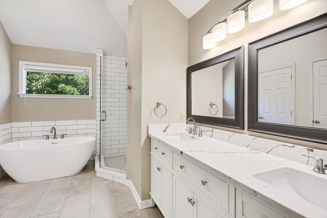 1447 HOWLING DR, Collierville, TN 38017