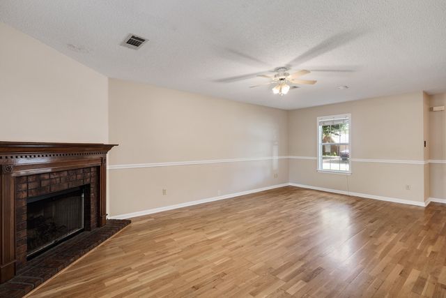 1447 HOWLING DR, Collierville, TN 38017