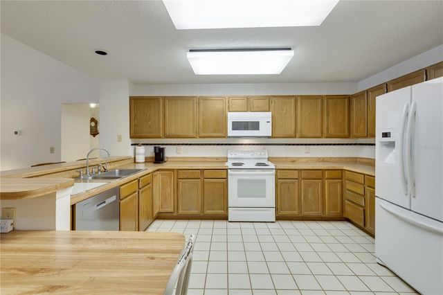 18315 CYPRESS STAND CIRCLE, Tampa, FL 33647