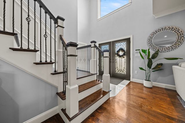 2 Oneil Way, Saugus, MA 01906