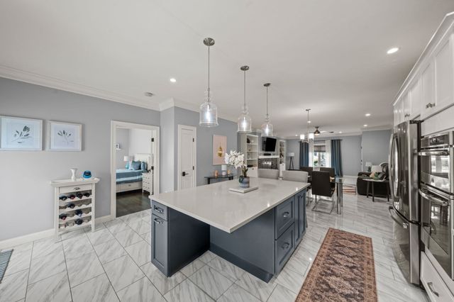 2 Oneil Way, Saugus, MA 01906