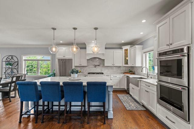2 Oneil Way, Saugus, MA 01906