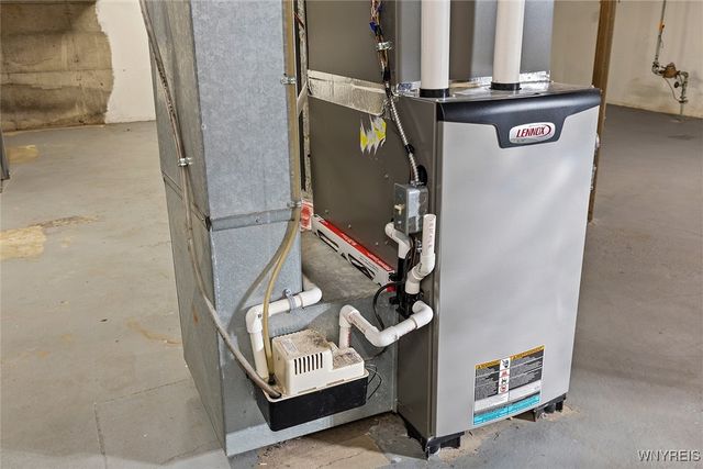 8 North Way, Tonawanda, NY 14150