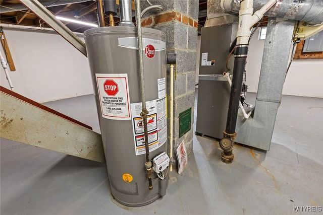 8 North Way, Tonawanda, NY 14150