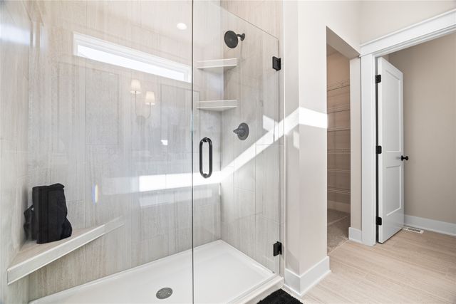 2301 Green Leaf Circle, Norwalk, IA 50211