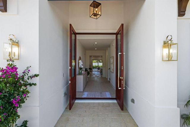 309 Claremont Lane, West Palm Beach, FL 33404