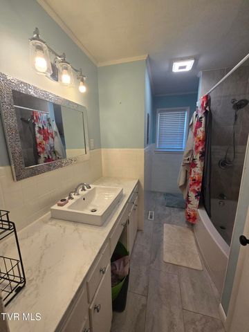 503 Longview Drive, Johnson City, TN 37604