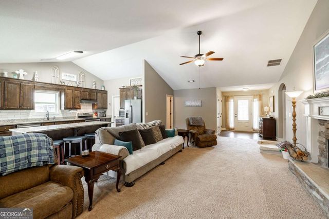 19 Lake Point Court, Jefferson, GA 30549