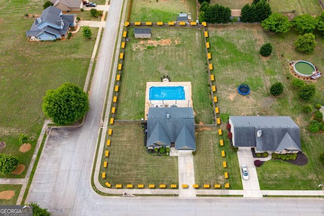 19 Lake Point Court, Jefferson, GA 30549