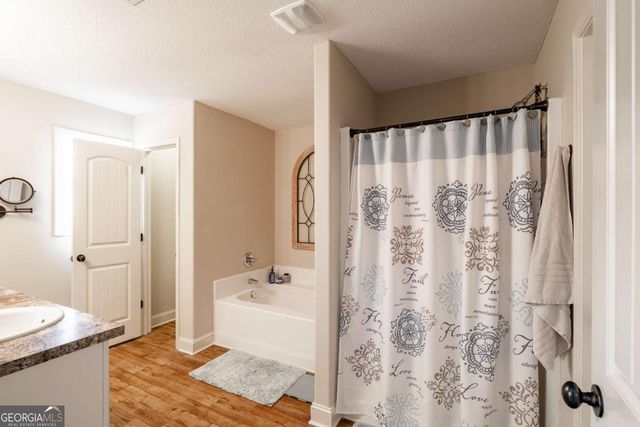 19 Lake Point Court, Jefferson, GA 30549