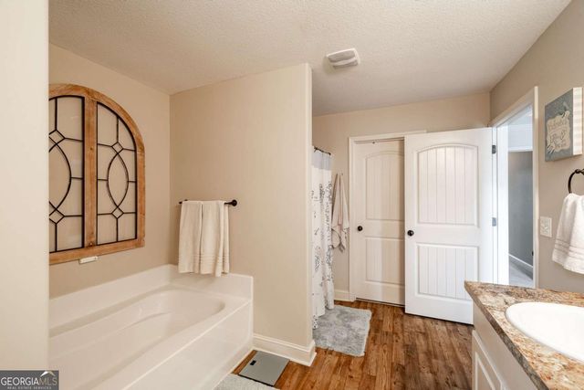 19 Lake Point Court, Jefferson, GA 30549