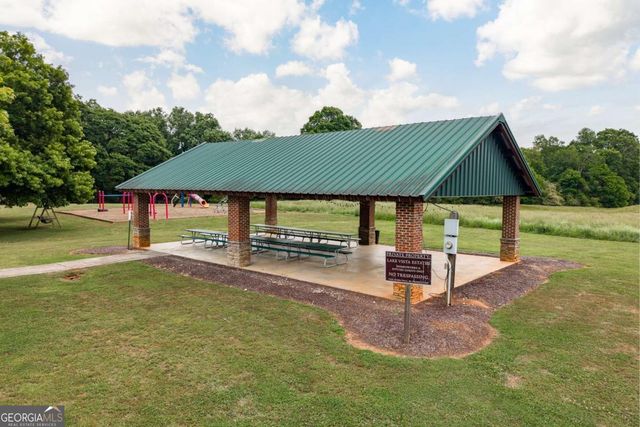 19 Lake Point Court, Jefferson, GA 30549